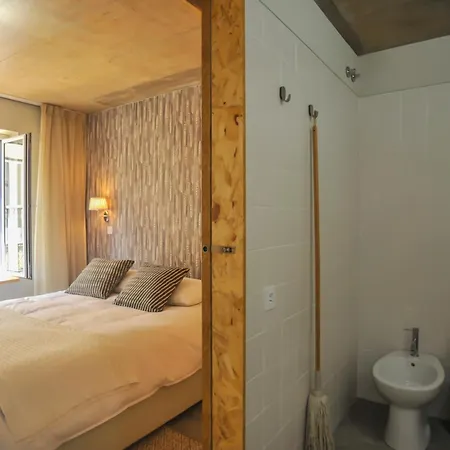 Apartment Madragoa Moderns Lisbon